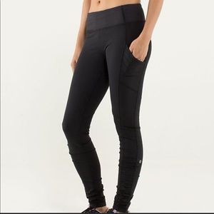 Lululemon black speed tight legging
